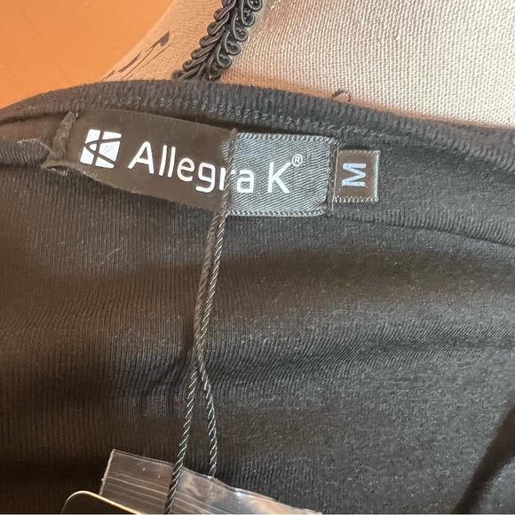 💚Allegra K NWT side button top - Picture 7 of 8